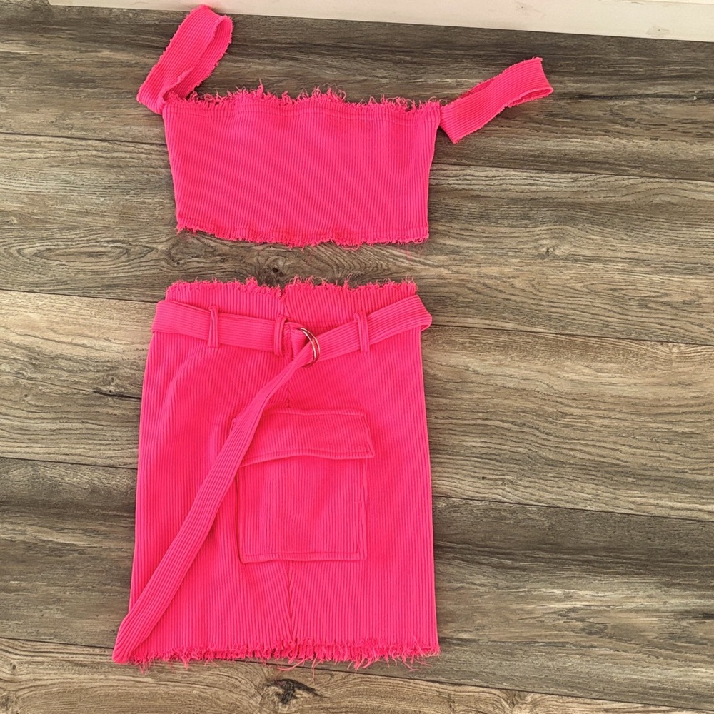 Hot Miami Styles (M) Women's hot pink skirt set